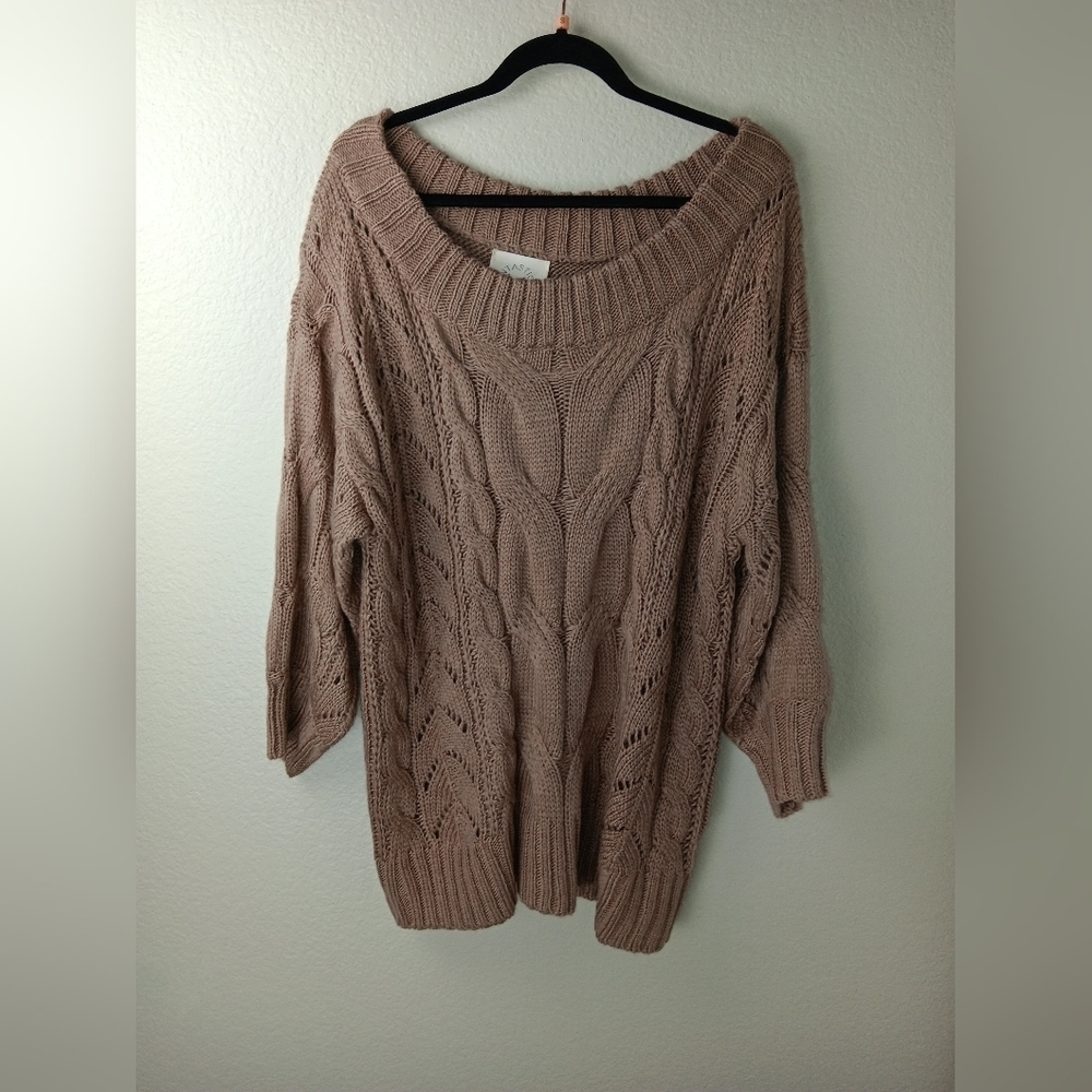 Vici off the shoulder oversized cable knit sweater. - Picture 4 of 8